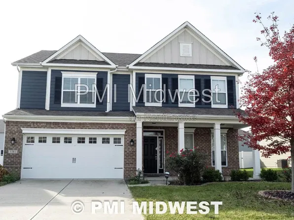 1381 Fieldcrest Ln, Greenwood, IN 46143