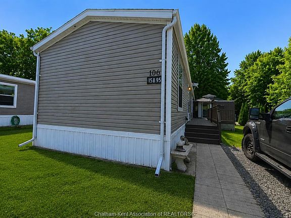 2nd image of 15895 Longwoods Rd