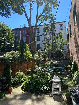 Rented by Compass | media 14