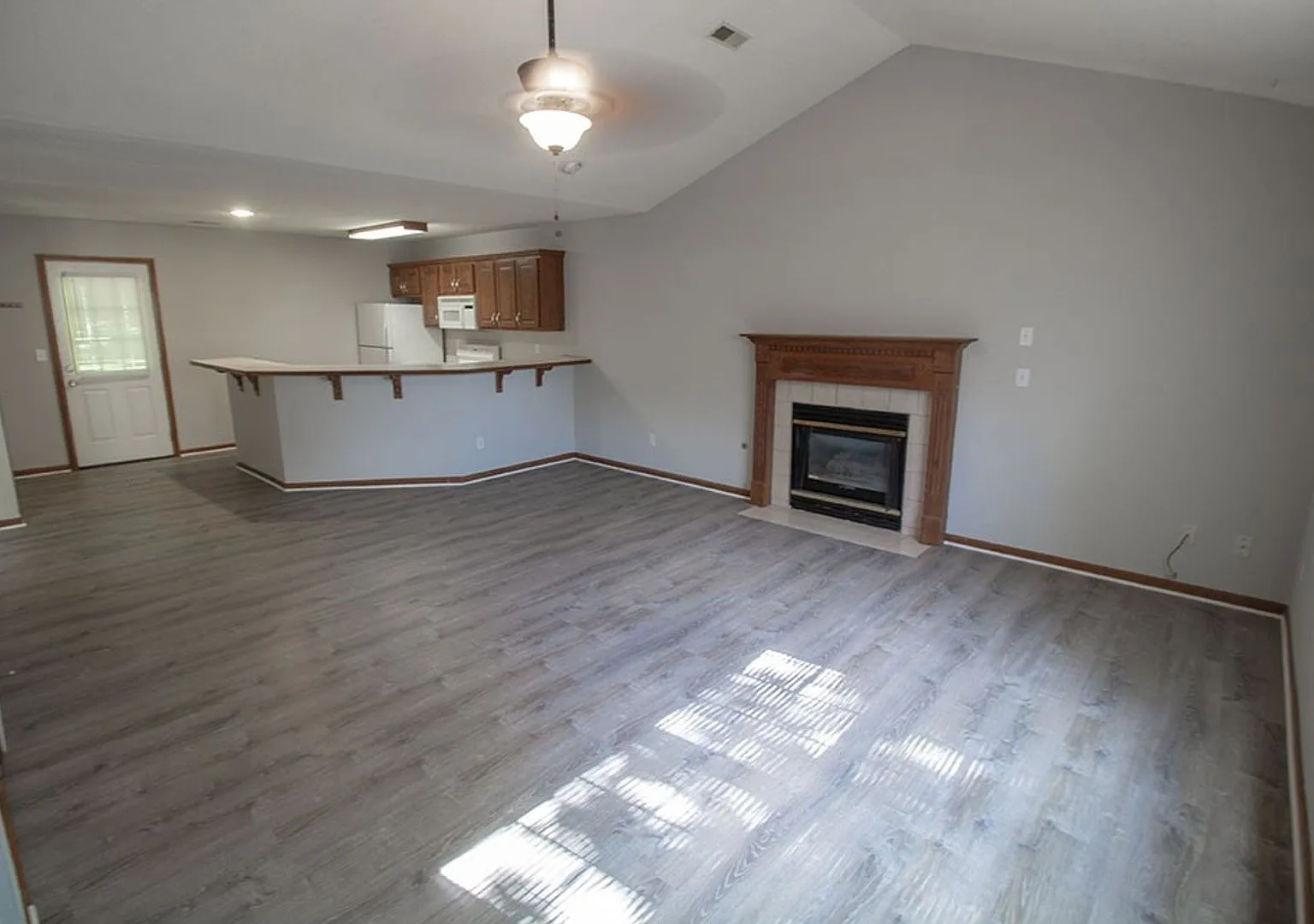 1316 Valley Creek — Photo 3