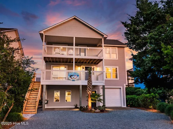 612 S Topsail Drive, Surf City, NC 28445