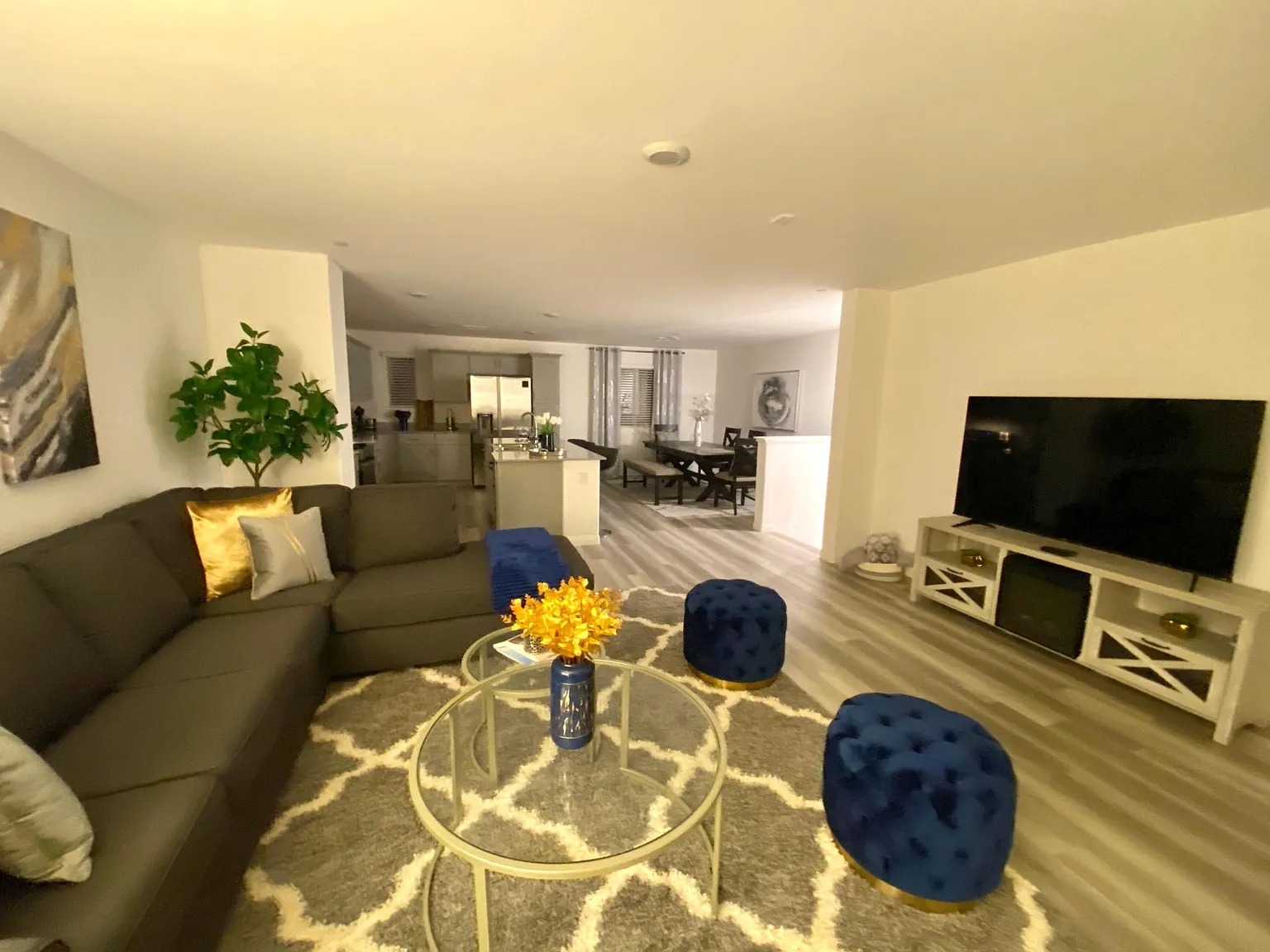 2828 Mosaic Moon Ln — Photo 2