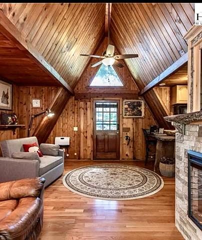 Open view of livingroom