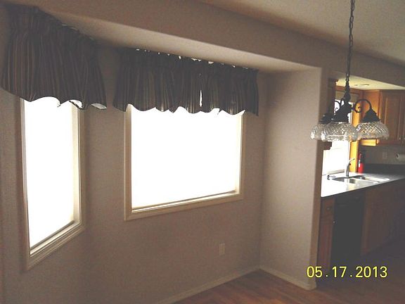 4th image of 11212 NW 25th Ct