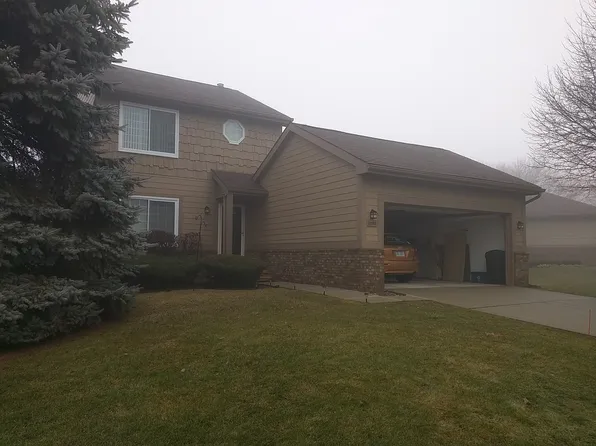 31063 Columbia Dr #1, Novi, MI 48377