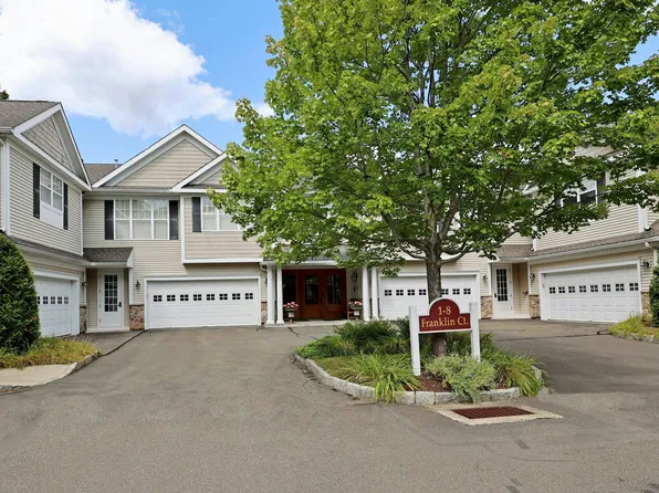 6 Franklin Court #6, Newtown, CT 06470