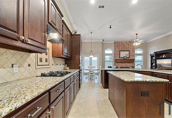 3rd image of 7308 Teakwood Dr