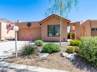 240 E Highcourte Ln, Oro Valley, AZ 85737