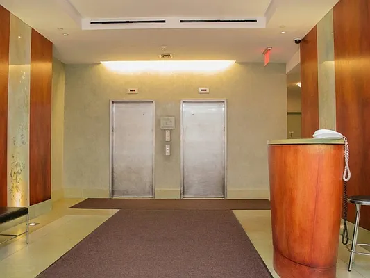 Sold by Avenue Real Estate | media 9