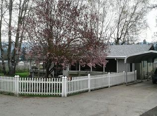 3135 Wy East Rd, Hood River, OR 97031