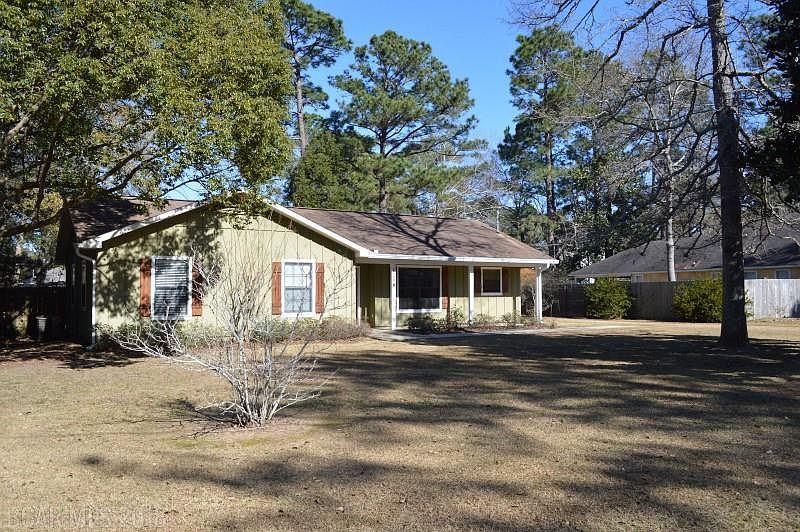 1st image of 120 Cherryhill Dr