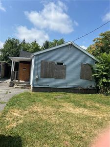 65 Saratoga Ave, Rochester, NY, 14608