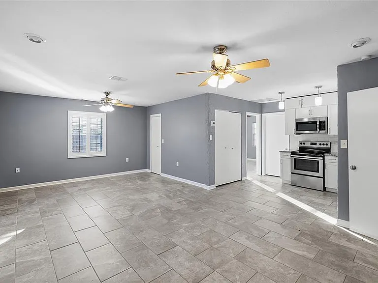 3611 W Anderson Ave — Photo 3