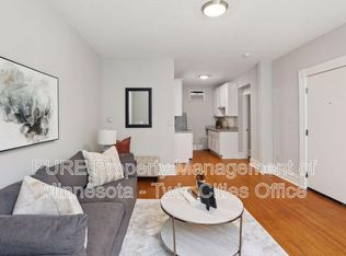550 Ashland Ave APT 1, Saint Paul, MN 55102