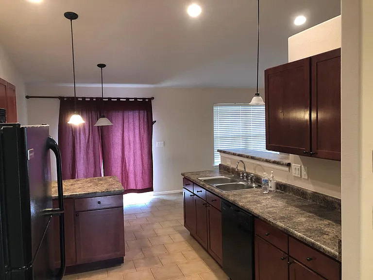 Spacious kitchen