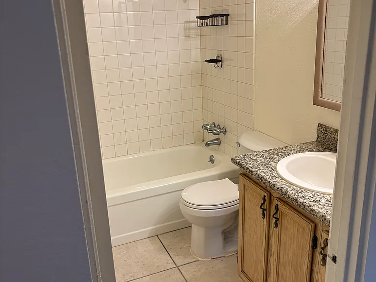 1004 N Jones Blvd #C — Photo 7