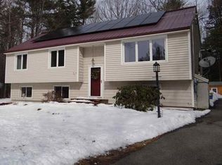 14 Country Acres Road, Sandown, NH 03873