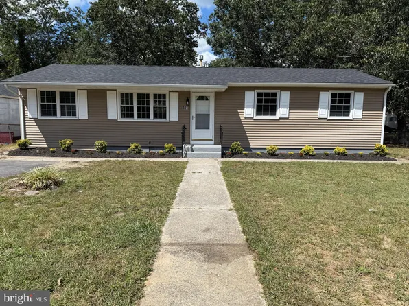 301 Colin Ln, Williamstown, NJ 08094