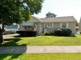 437 Vincellette St, Bridgeport, CT 06606