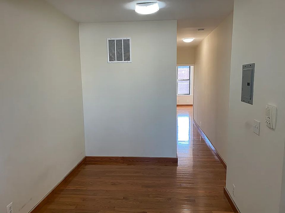 1st image of 33-47 9th St Floor 2