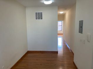 33-47 9th St FLOOR 2, Astoria, NY 11106