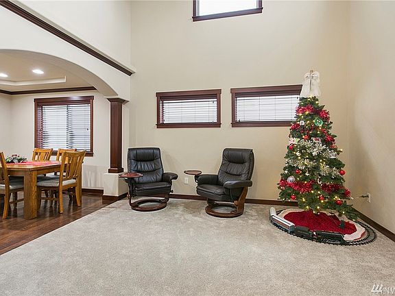 4th image of 28530 75th Dr NW