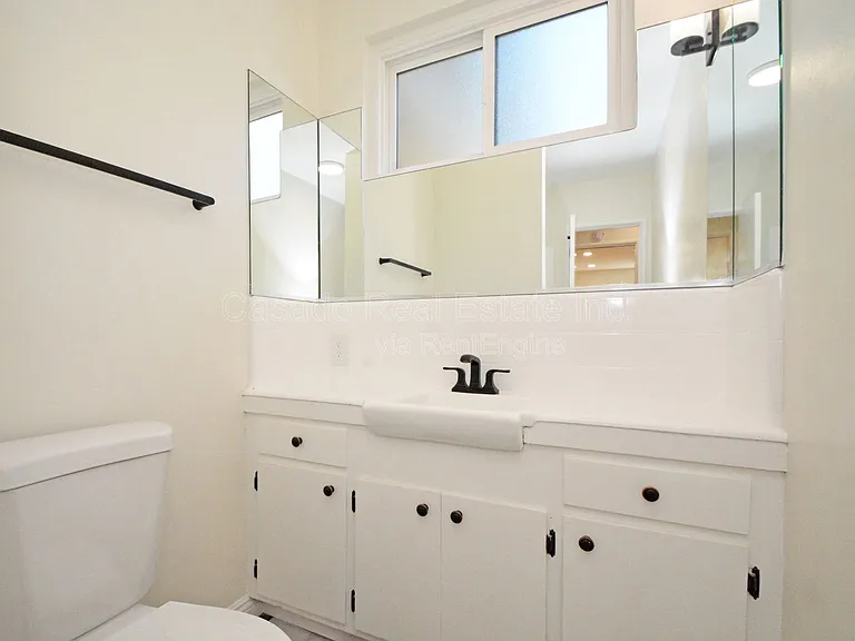 338 Elm Ave #2 — Photo 11