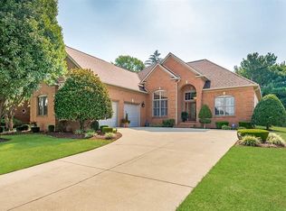 1212 Cape Cod Cir, Lexington, KY 40504