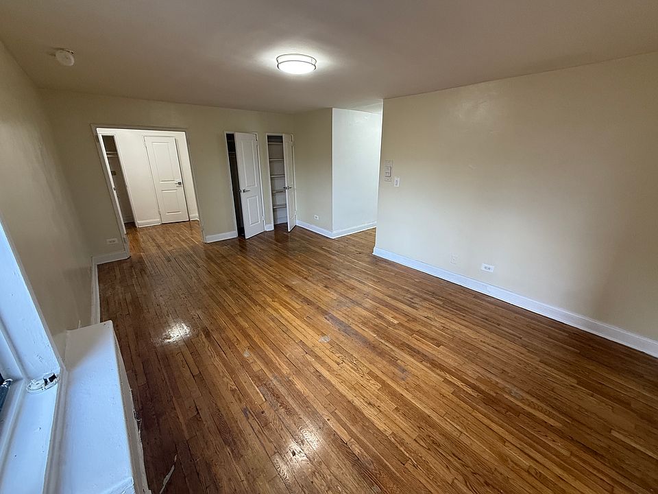 1st image of 14470 41st Ave APT 2N