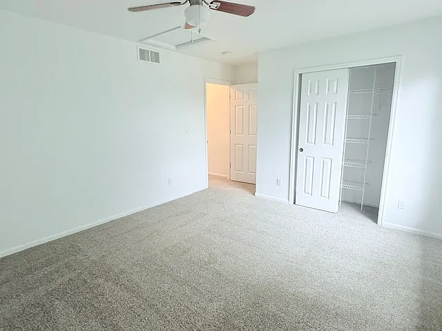 2905 Neil Dr #14 — Photo 23