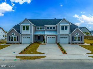 7439 Springwater Dr, Wilmington, NC 28411