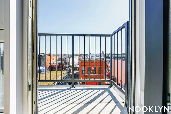 Rented by Nooklyn NYC LLC | media 32