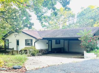 96221 S Redbud Ln, Gore, OK 74435
