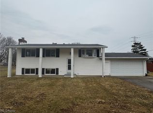 936 Becky Dr, Mansfield, OH 44905