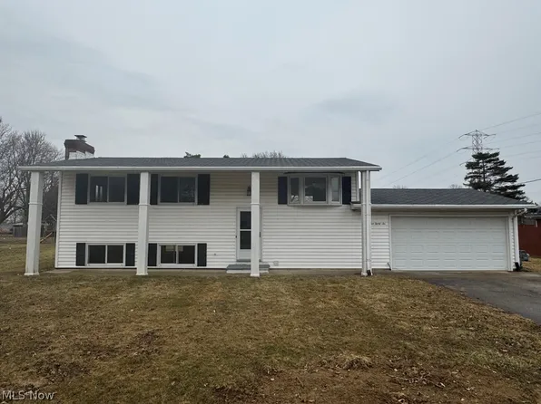 936 Becky Dr, Mansfield, OH 44905