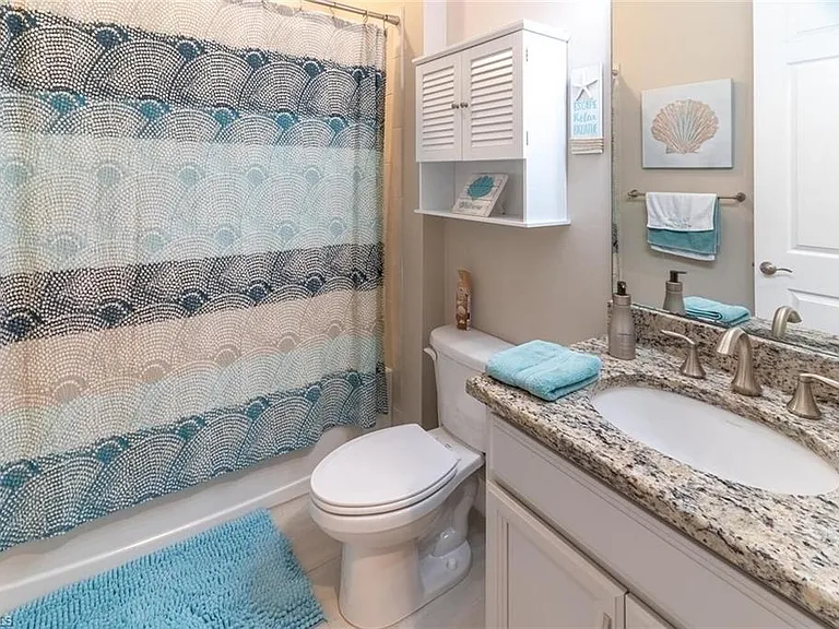 16366 Barclay Ct — Photo 25