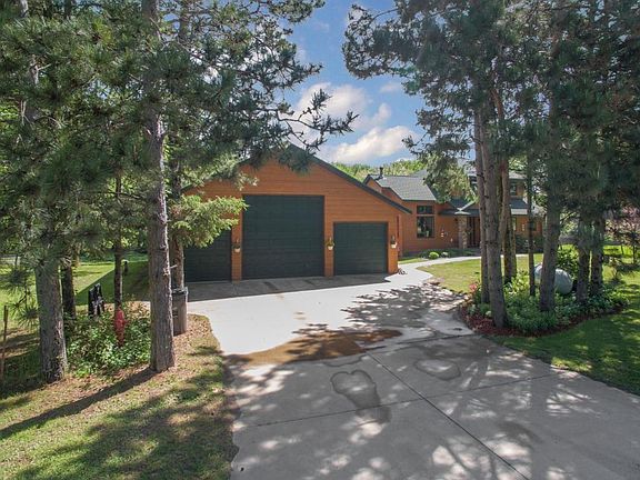 2nd image of 9045 Maple Shores Dr