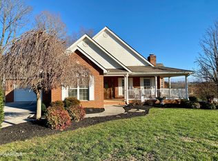 404 Mountain View Rd, Madisonville, TN 37354