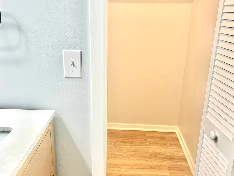 Master Bedroom Closet