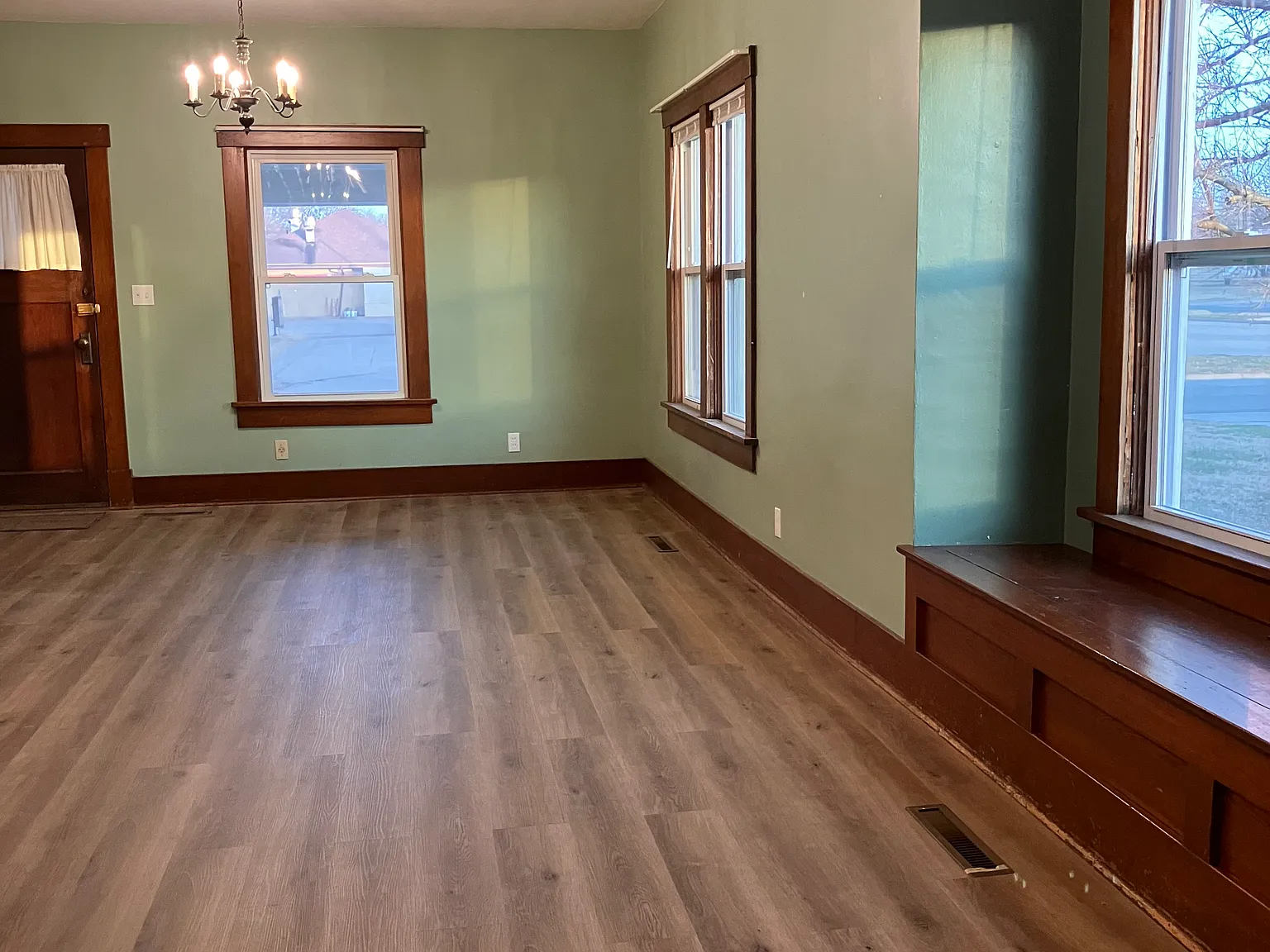 2 bed, 1013 sqft, $900 — Photo 3