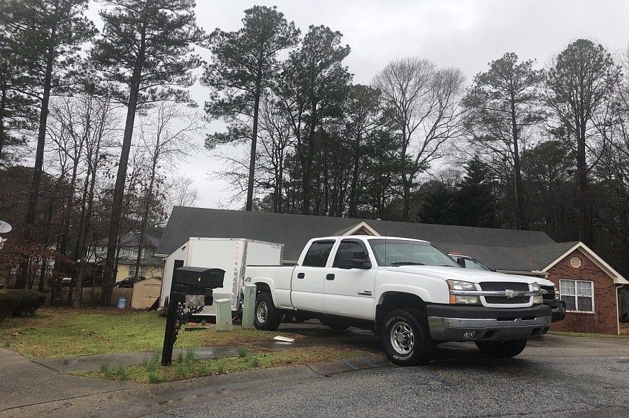 2nd image of 160 York Ln
