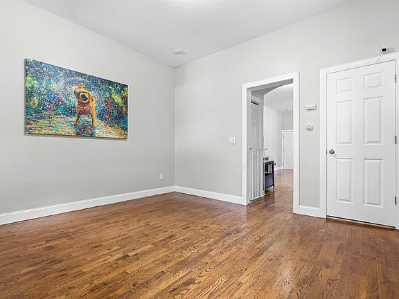 4th image of 39 Clifton Pl