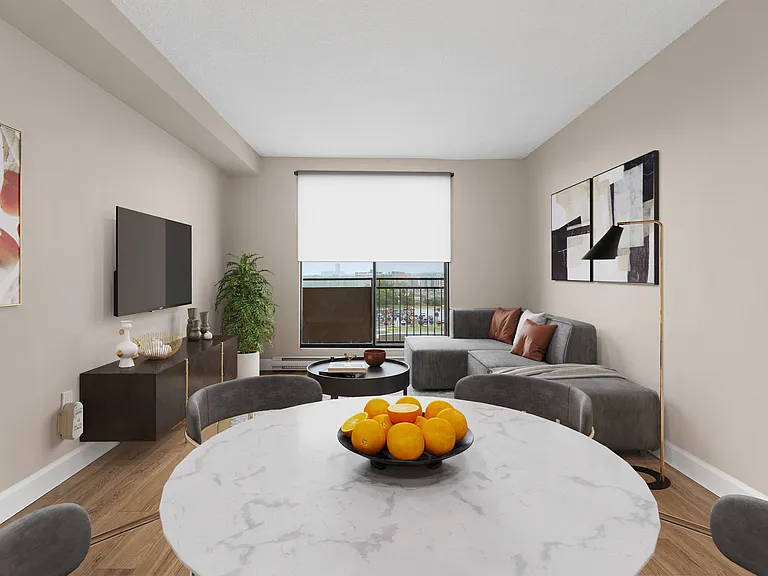 360 Croydon Ave — Photo 24