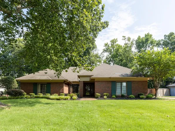 1705 Eagle Dr, West Memphis, AR 72301