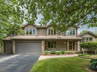 2316 Boulder Ct, Naperville, IL 60565