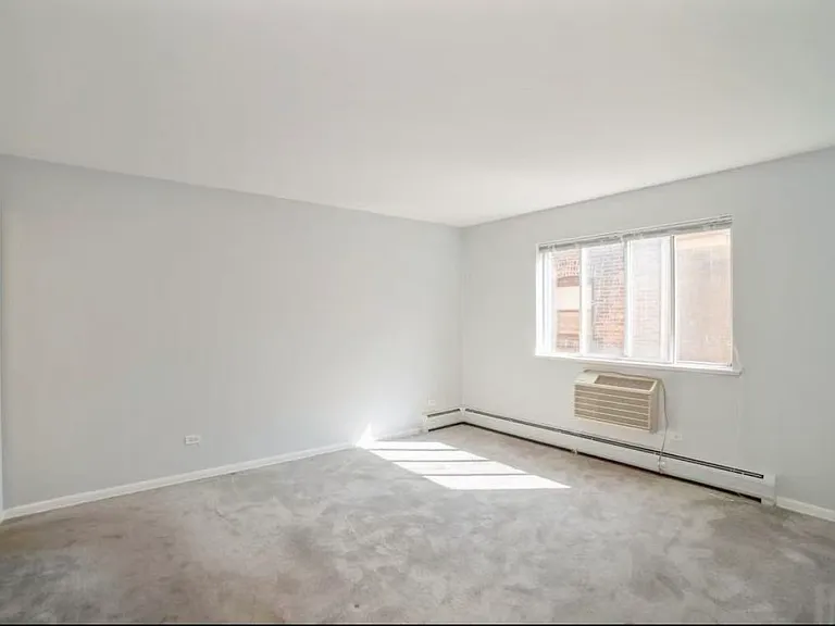 930 Ontario St #4F — Photo 8