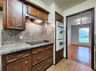 12226 Beamer Rd, Houston, TX 77089