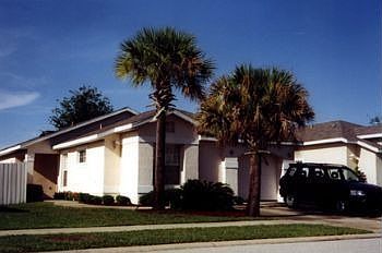 1st image of 2737 Emerson Ln