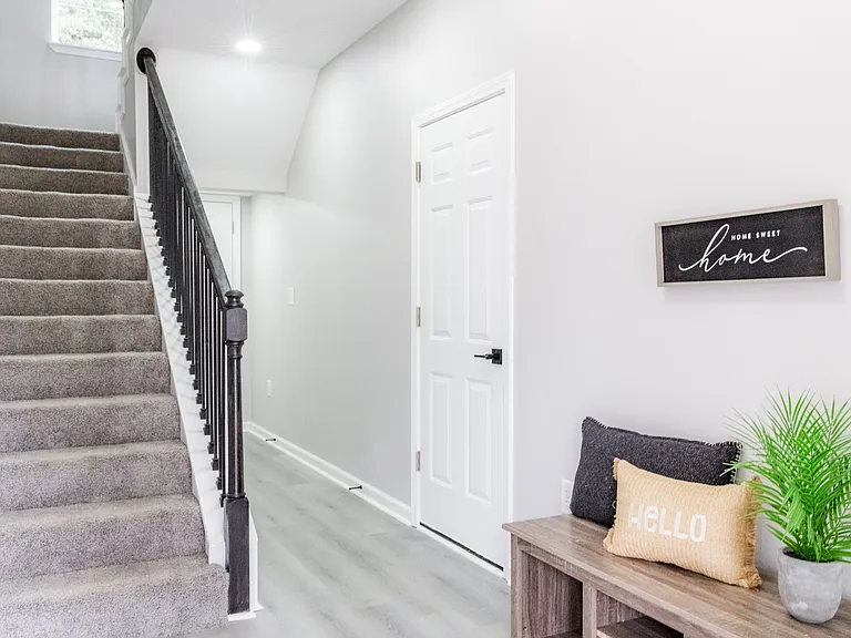 2519 Washington St — Photo 1