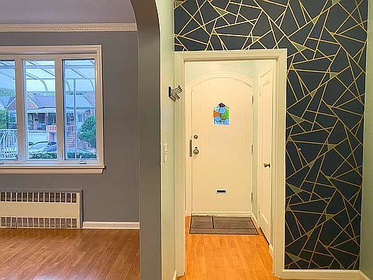 5th image of 2261 E 28th St #1